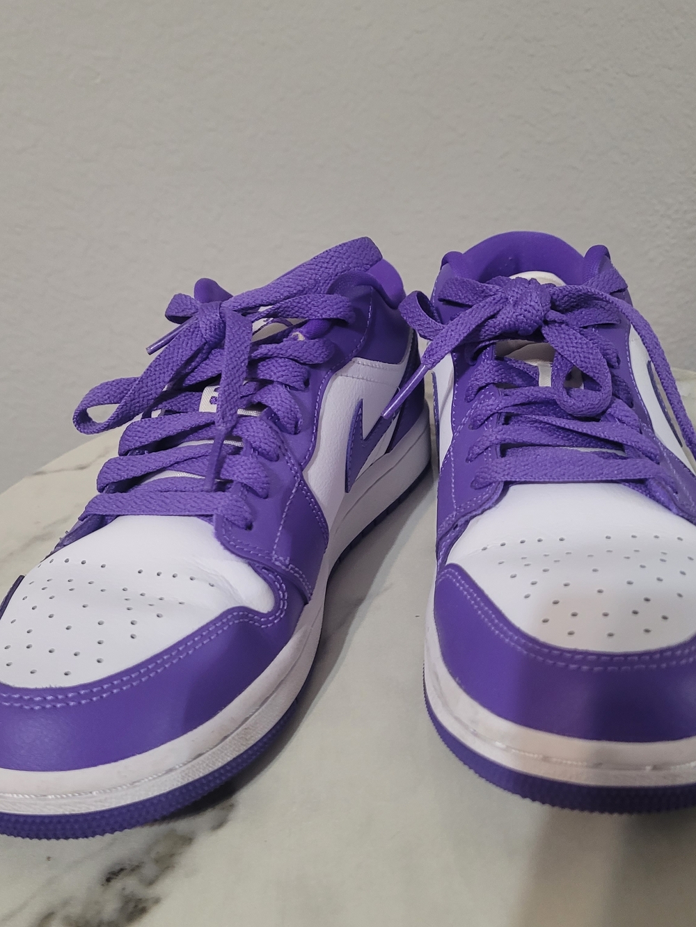 Jordan Women's Air Jordan 1 Low "Psychic Purple Size 8 YS Nike Low Top - Picture 4 of 8